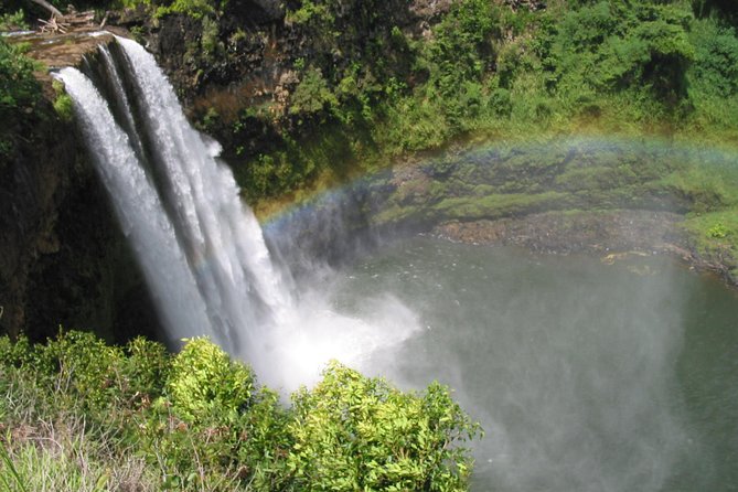 Best Kauai Northeast, Fern Grotto River Cruise & Lighthouse Tour - Anini Beach and Hanalei Bay: where the coast opens up