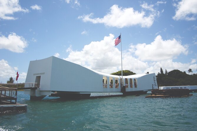 Day Trip from Kauai to Oahu: WWII Pearl Harbor Heroes - Key highlights worth knowing