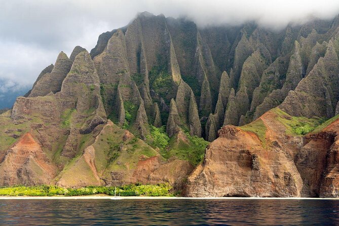 Deluxe Na Pali Morning Snorkel Tour on the Lucky Lady - Key Things I’d Book This For