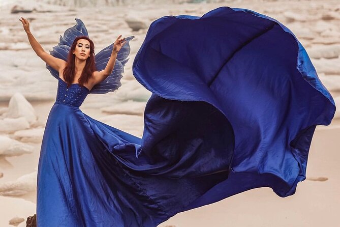 Flying Dress Photoshoot in Kauai - Photo delivery: 15 edited high-res downloads that save you stress