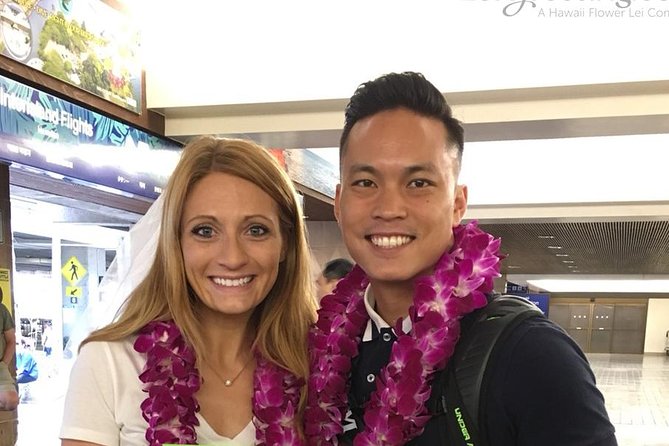 Honeymoon Airport Lei Greeting on Lihue Kauai - Key things to know before you land