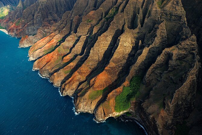 Kauai Airplane Tour: Na Pali Coast, Waterfalls & Window Seats - Why a Kauai airplane tour beats a car-only day