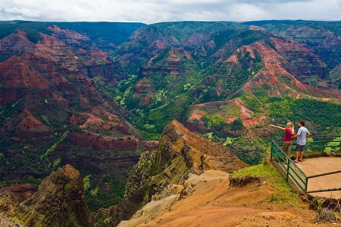 Kauai Canyon Explorer: Private Tour Featuring Waimea & Kokee - How the Kauai Canyon Explorer Day Flows: Pickup, Timing, and Van Comfort