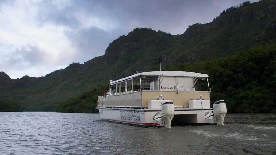 Kauai: Catamaran Sunset Cruise - Hawaiian music and captain narration: how the story gets told on the water
