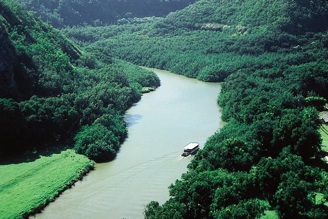 Kauai Cruise Ship Excursion: Wailua River & Fern Grotto - The drive to Waimea area: why the scenery matters even before you stop