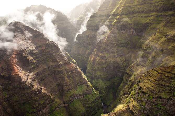 Kauai Deluxe Waterfall Safari: Helicopter Tour - Waimea Canyon, Falls, and the Other Big Aerial Stops