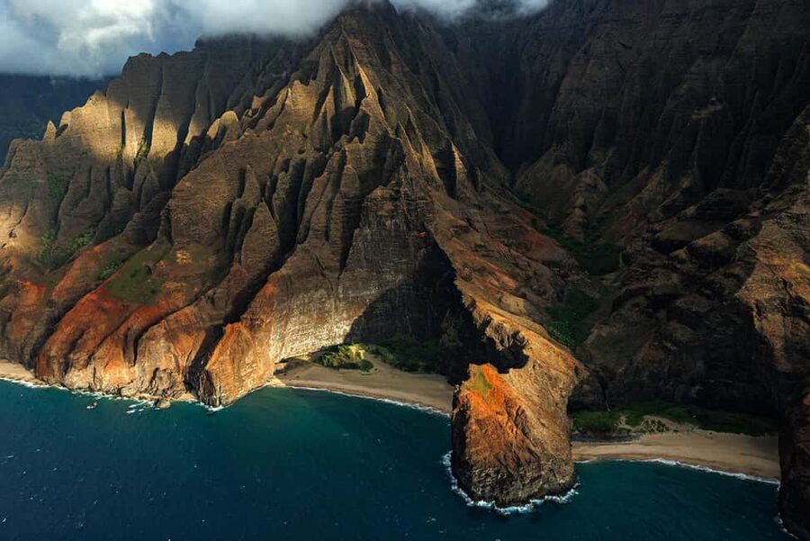 Kauai: Hughes 500 4-Passenger Doors-Off Helicopter Flight - Who should book this, and who should consider alternatives
