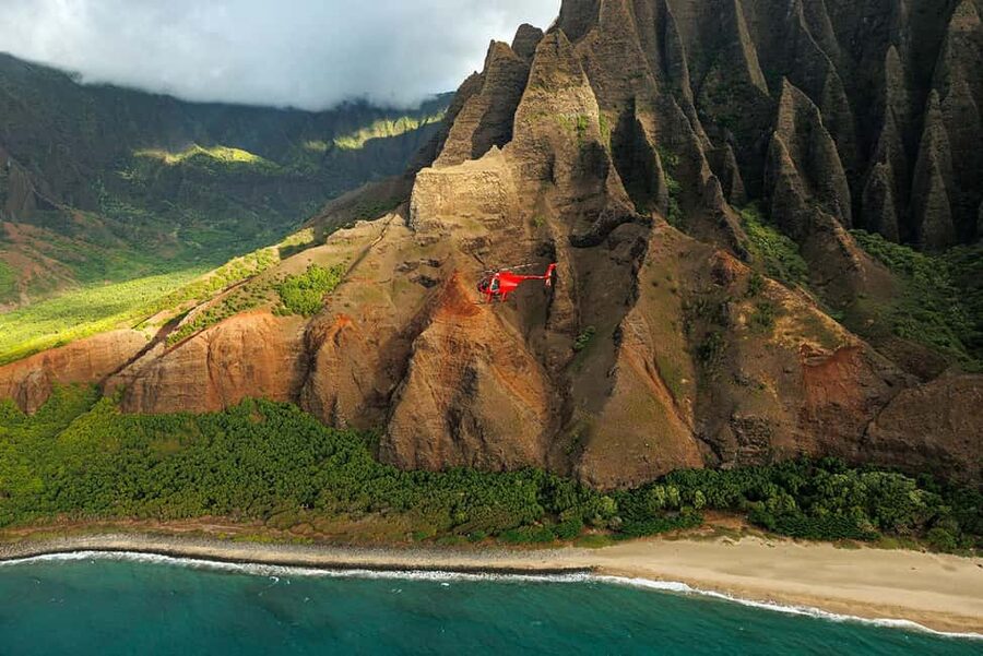 Kauai: Hughes 500 4-Passenger Doors-Off Helicopter Flight - Safety briefing first, then the sky: what the first 10 minutes really do