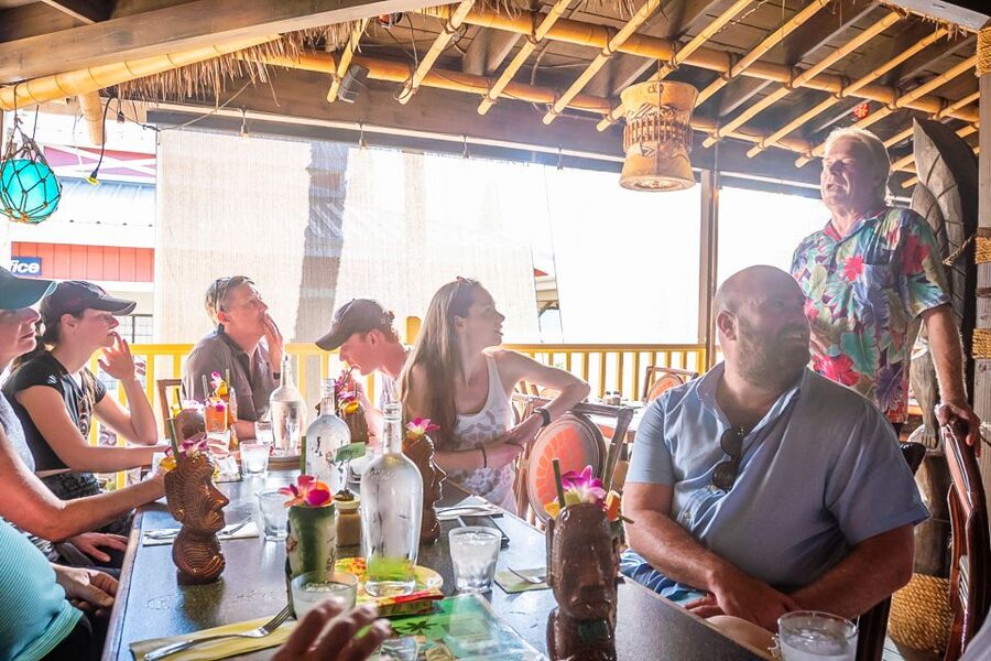 Kauai: Local Tastes Small Group Food Tour - What 5 to 6 tastings can mean (and why you should plan to be hungry)
