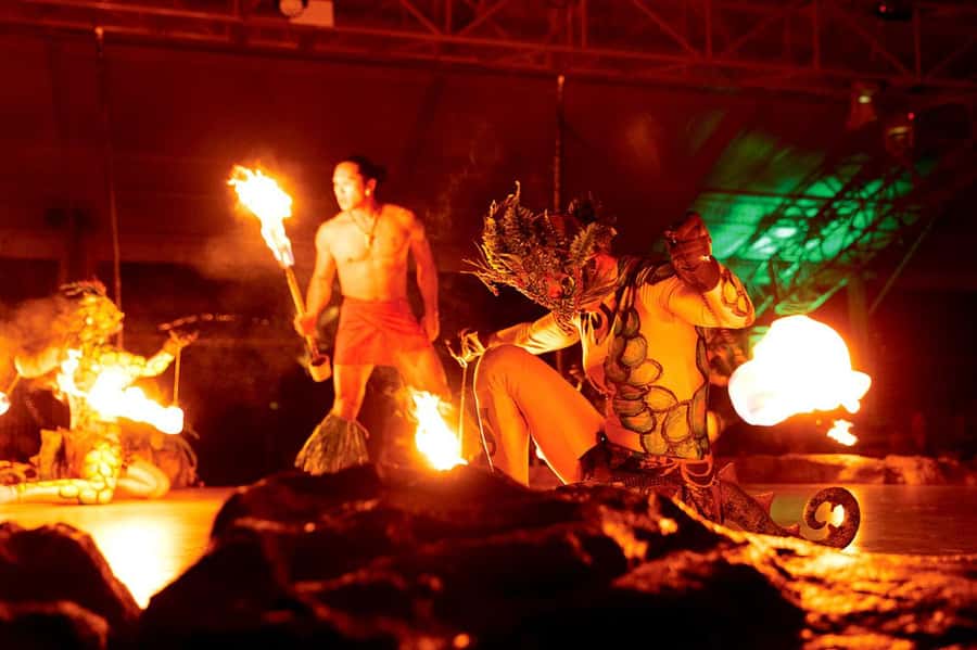 Kauai: Luau Kalamaku – Premium Seating, Dinner & Show - The Imu Experience: Watching Tradition in Action