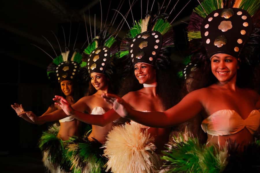 Kauai: Luau Kalamaku – Premium Seating, Dinner & Show - Fire Dancing: The Moment You’ll Remember