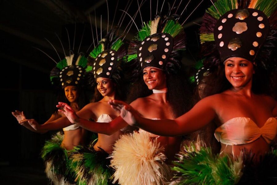 Kauai: Luau Kalamaku with Buffet Dinner & Show - Kalamaku main show: the sea-voyage storyline that drives everything