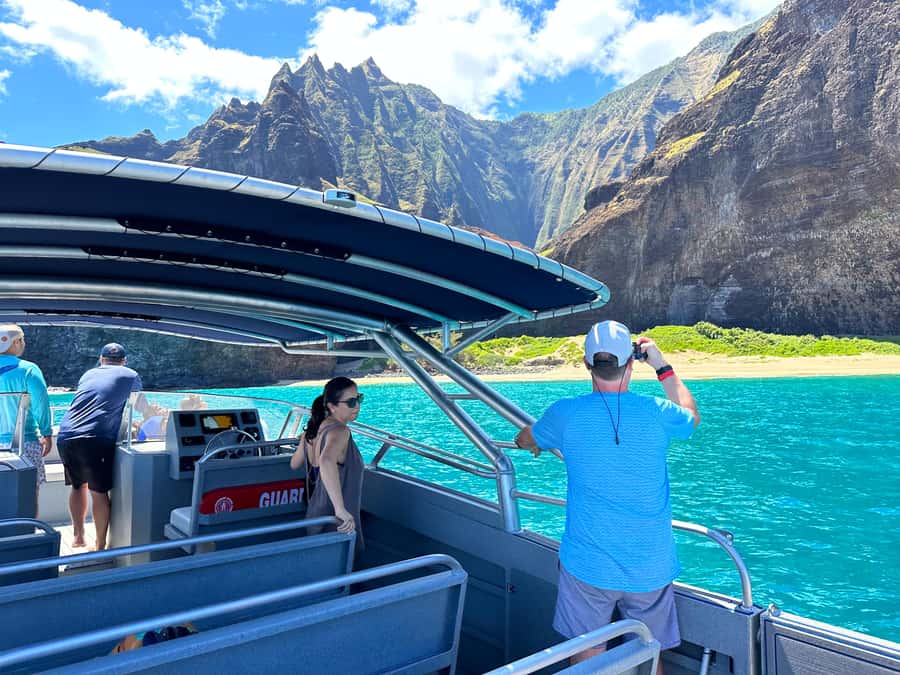 Kauai: Na Pali Coast Deluxe Power Catamaran Tour - The Water Plan: Fold-Down Platforms, Ladders, and a Shower Onboard