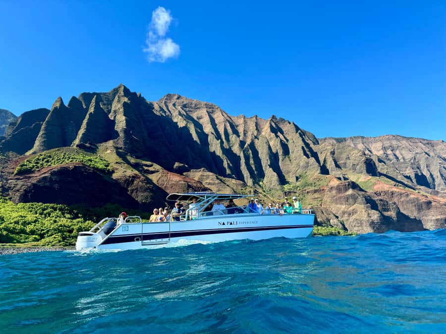Kauai: Na Pali Coast Deluxe Power Catamaran Tour - Open Bow Views With the Right Amount of Shade