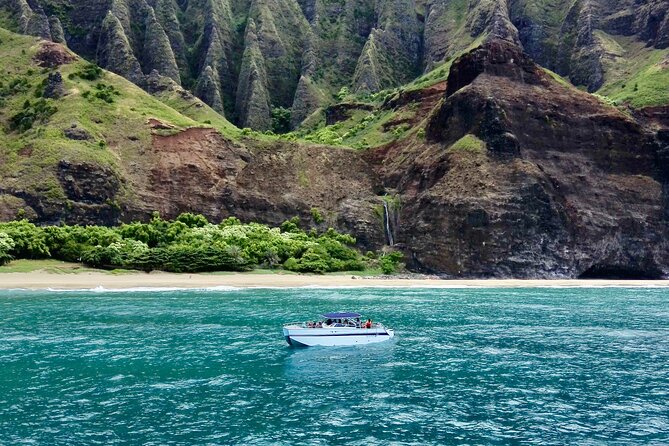 Kauai: Na Pali Coast Power Catamaran - Key Things I’d Plan Around