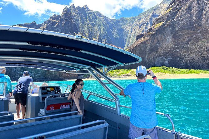 Kauai: Na Pali Coast Power Catamaran - Snorkel and Swim Time: When You Can Actually Get Wet