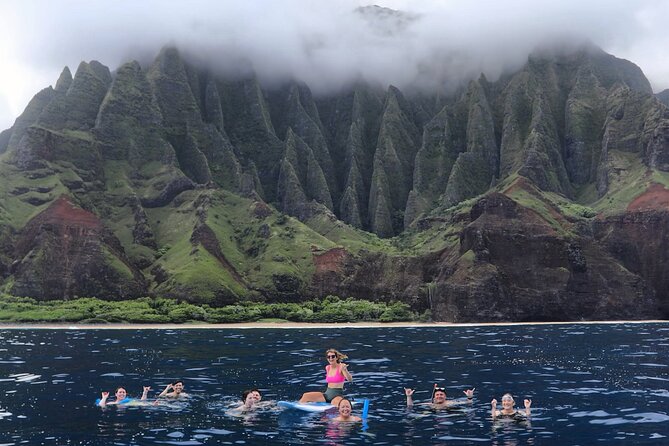 Kauai: Nā Pali Coast Zodiac Raft Expedition and Snorkeling - What You’re Really Buying: a fast 4-hour Na Pali raft day