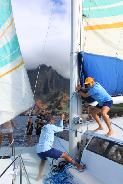 Kauai: Napali Coast Sunset Sailboat Tour with Dinner - Practical Tips That Make This Cruise Much Easier
