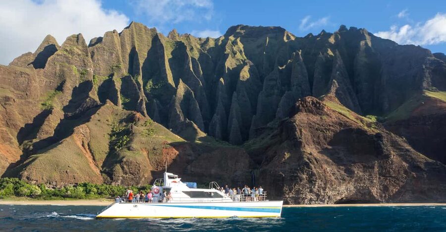 Kauai: Napali Sunset Dinner Cruise - The Napali Route: Caves, Waterfalls, and Kalalau Views