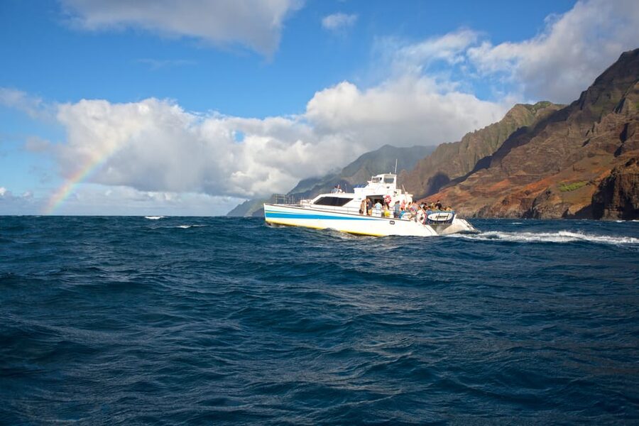 Kauai: Napali Sunset Dinner Cruise - Who This Cruise Is Perfect For (and Who Should Skip It)