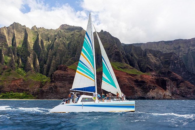 Kauai’s Na Pali Coast Snorkel and Sail Tour - A roomy 50’ catamaran day on the Na Pali coast