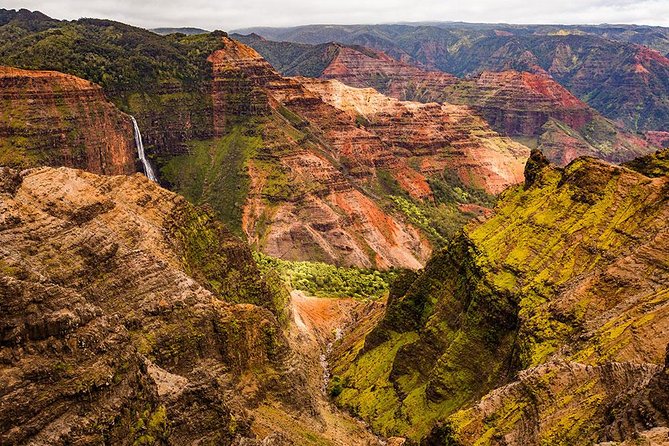 Kauai Waimea Canyon and Koke'e Tour - Spouting Horn and Hanapepe: Start With Motion, Then Switch to Town Life
