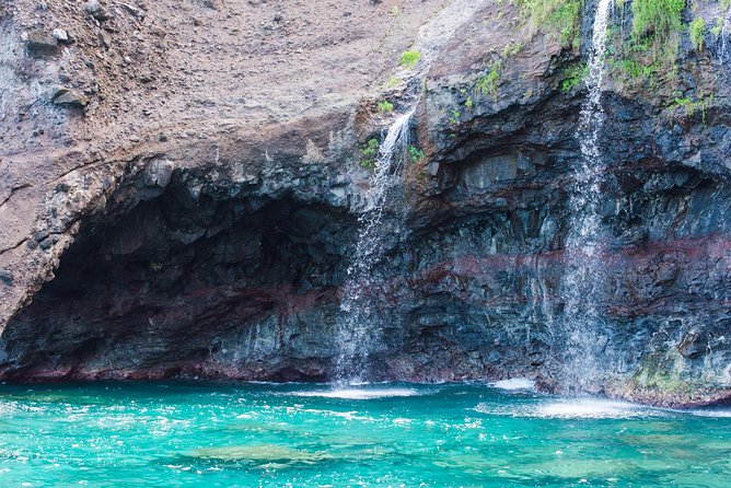Na Pali Coast Half-Day Raft and Snorkel Adventure - Food and drinks included: breakfast or lunch on the water