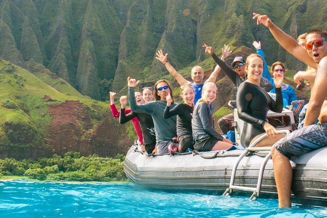 Na Pali Coast Half-Day Raft and Snorkel Adventure - Who should book (and who should skip) this bouncy Na Pali adventure