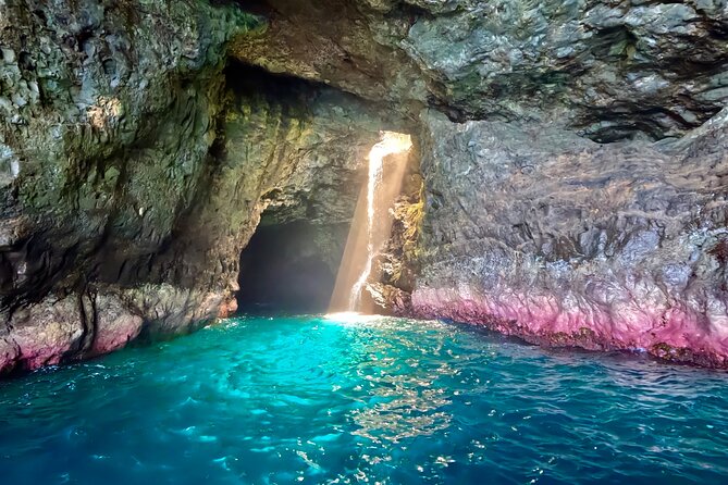 Nā Pali Coast Zodiac Raft Sea Caves Expedition on Kauai - Key Highlights Worth Caring About
