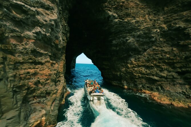 Nā Pali Coast Zodiac Raft Sea Caves Expedition on Kauai - Na Pali on a Zodiac Raft: Why This Tour Feels Different