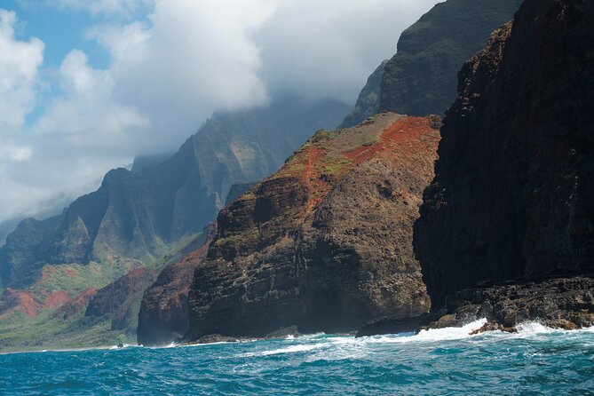 Private Na Pali Coast Tour - Where You Meet at Kikiaola Small Boat Harbor (and the timing that goes with it)