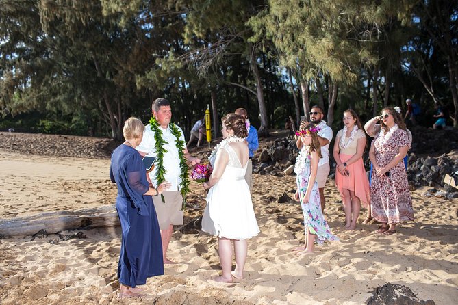 The Destination Wedding Experience Kauai - Who should book this Kauai wedding setup (and who should pass)